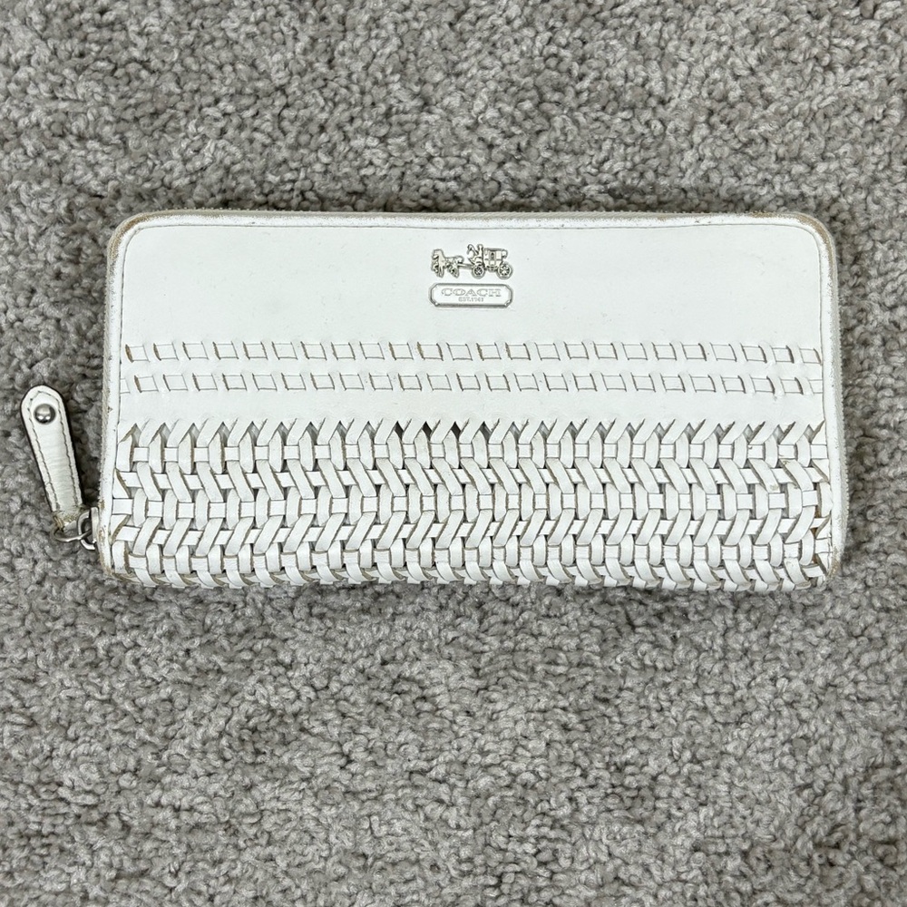 Coach Resort White Woven Leather Wallet with Metal Coach Logo‎